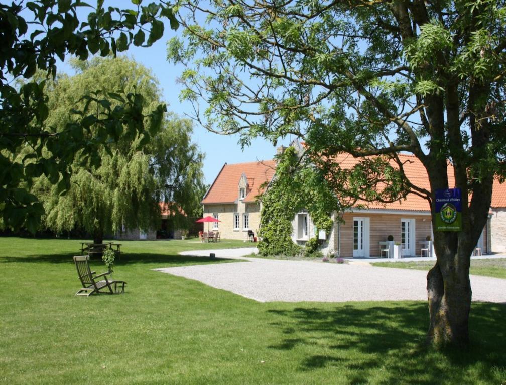 Bed and Breakfast La Haute Muraille Saint-Folquin Exterior foto