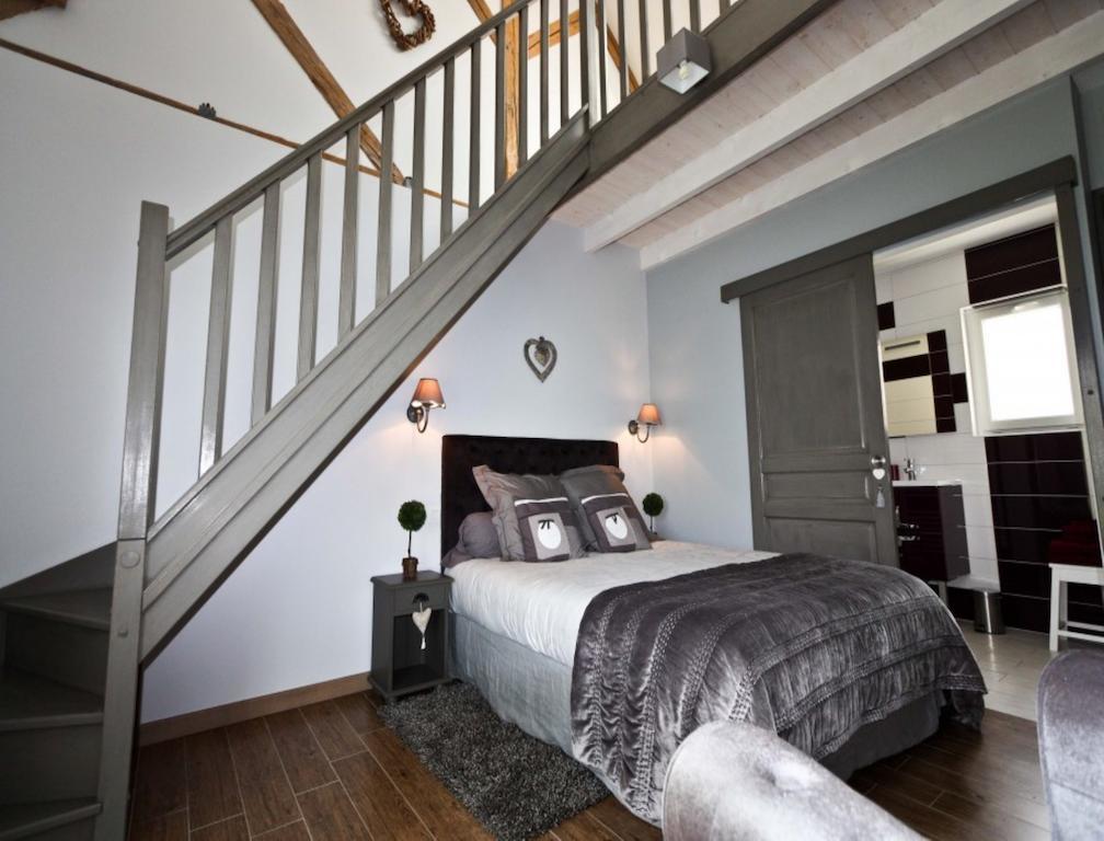 Bed and Breakfast La Haute Muraille Saint-Folquin Zimmer foto