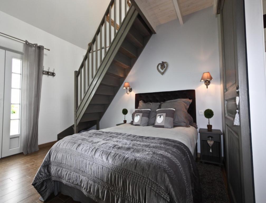 Bed and Breakfast La Haute Muraille Saint-Folquin Zimmer foto